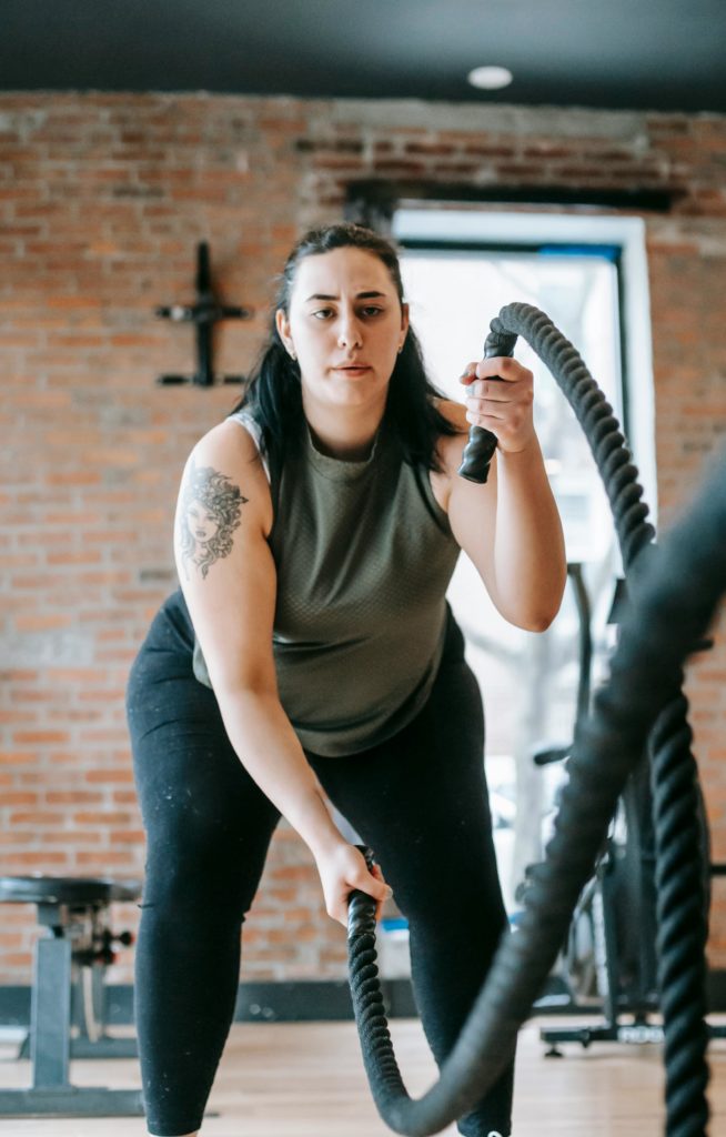 lady-working-out